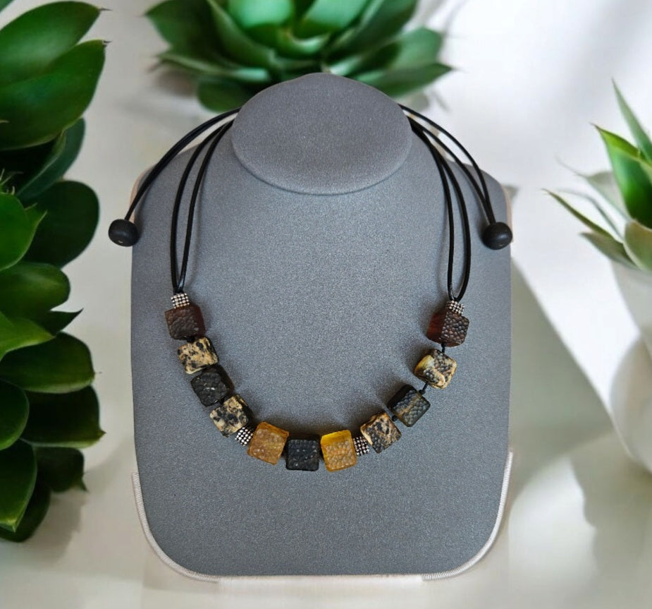 Solamber Necklace