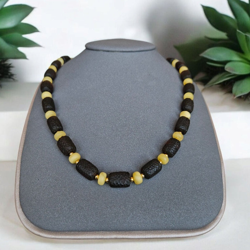 Glintar Necklace