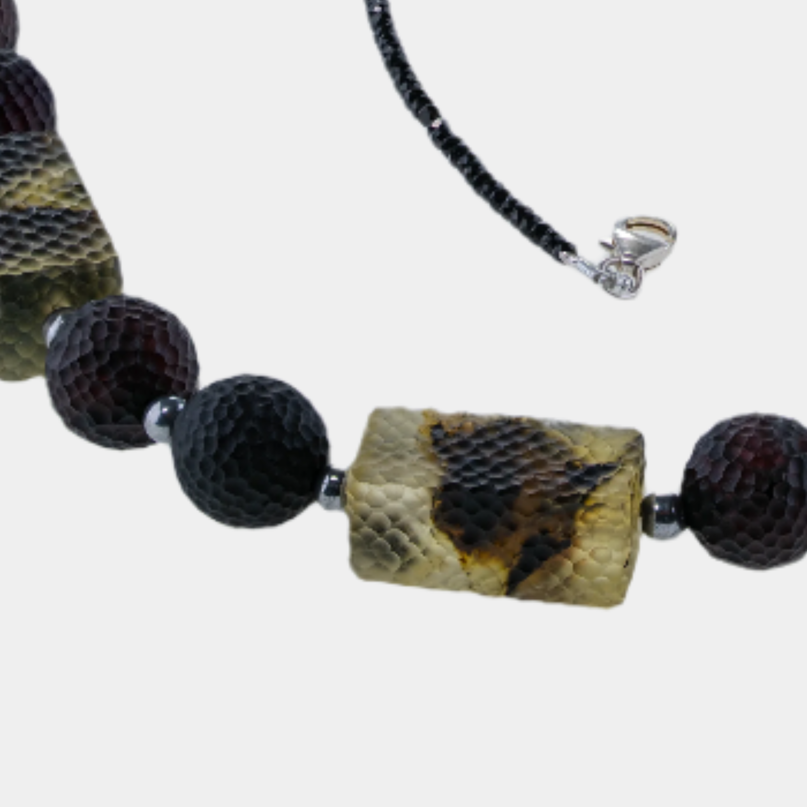 Saphara - Necklace