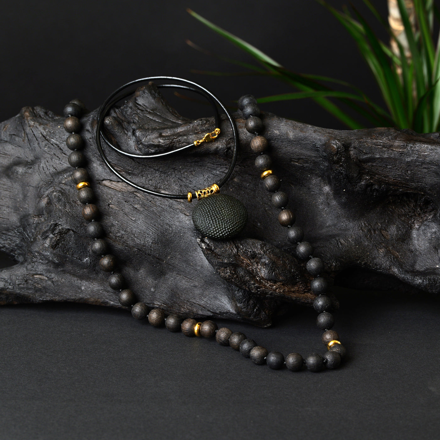 Dark Harmony necklace and bracelet set