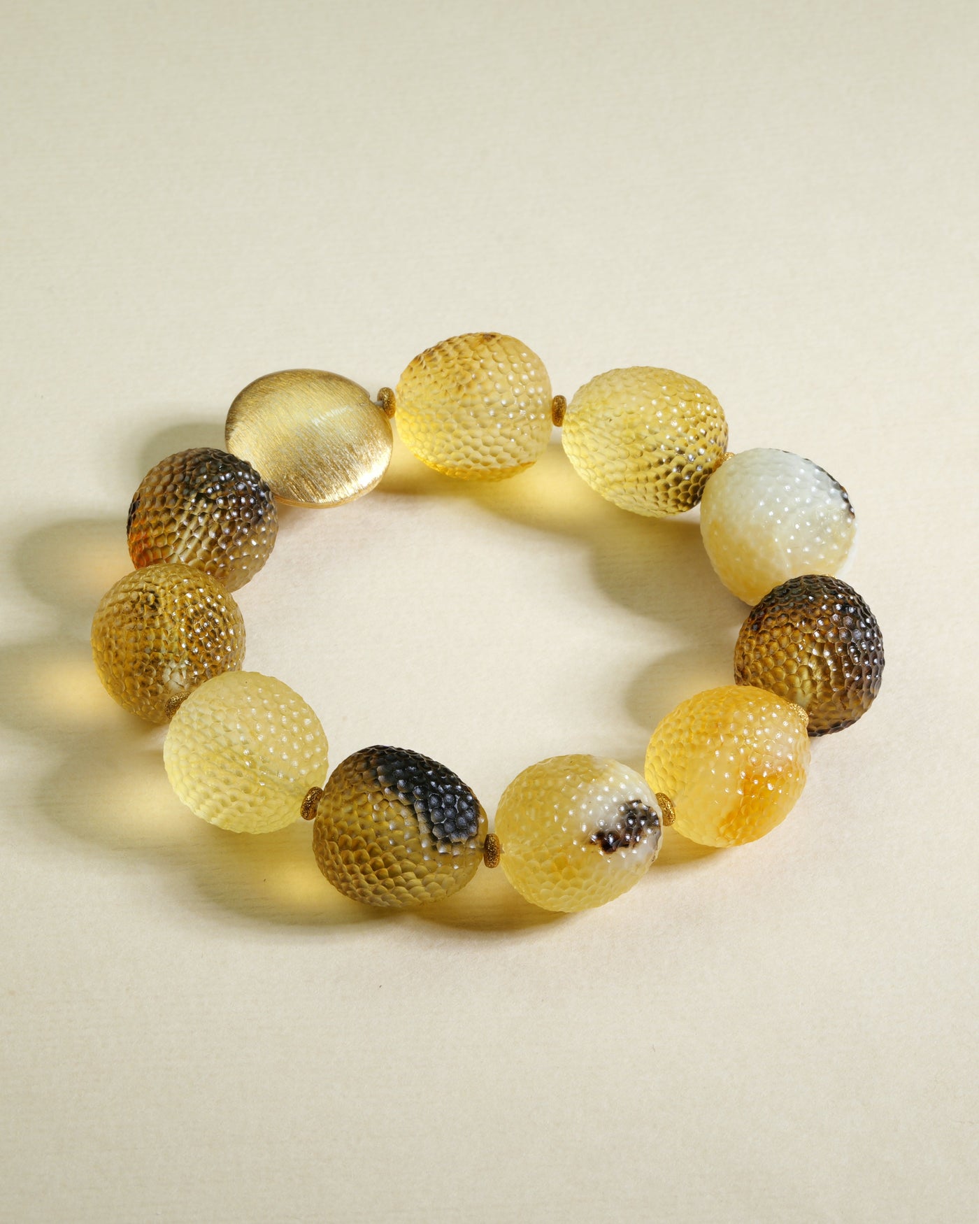 Bracelet Enoa — Baltic amber jewellery handcrafted in Lithuania