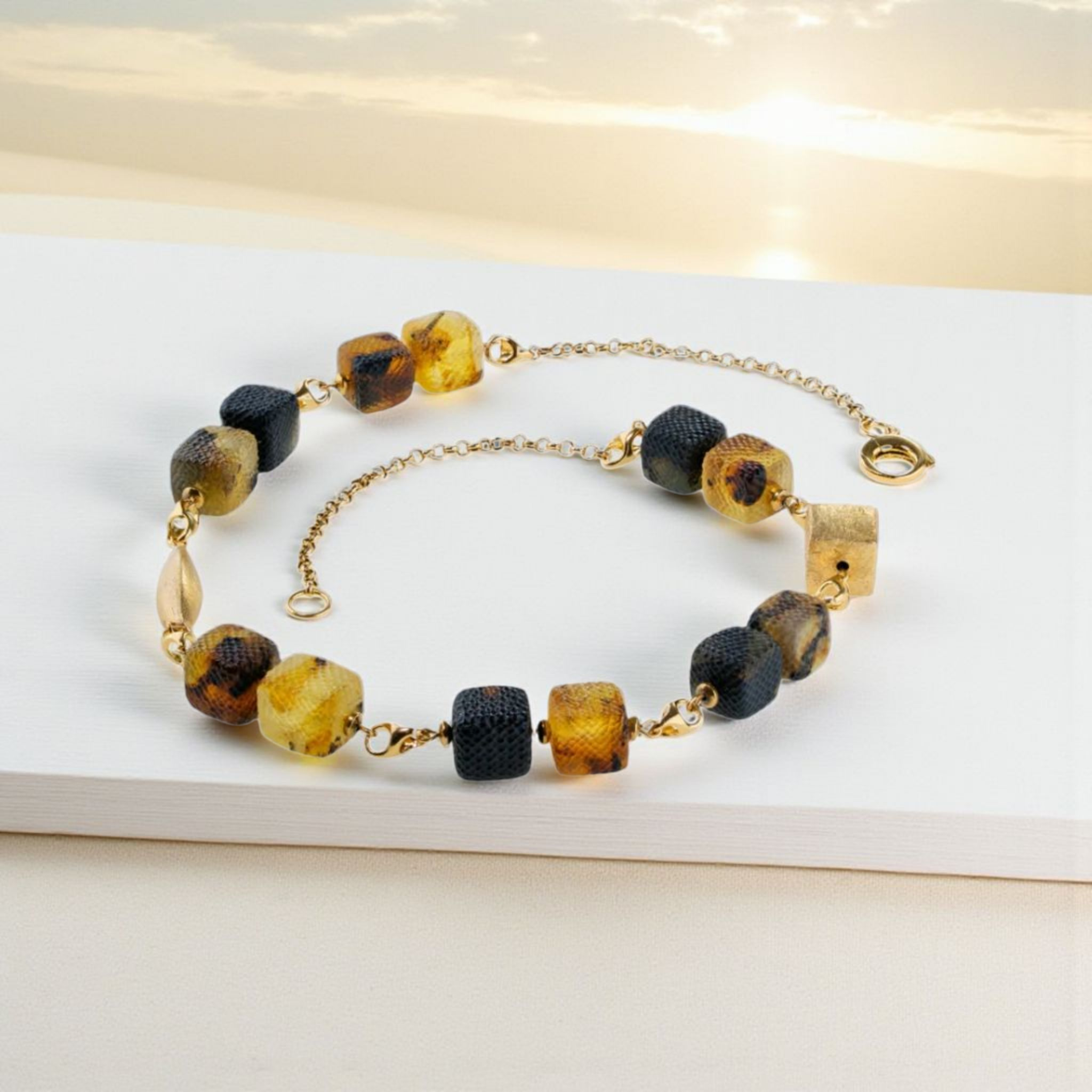 Saffrona - Necklace