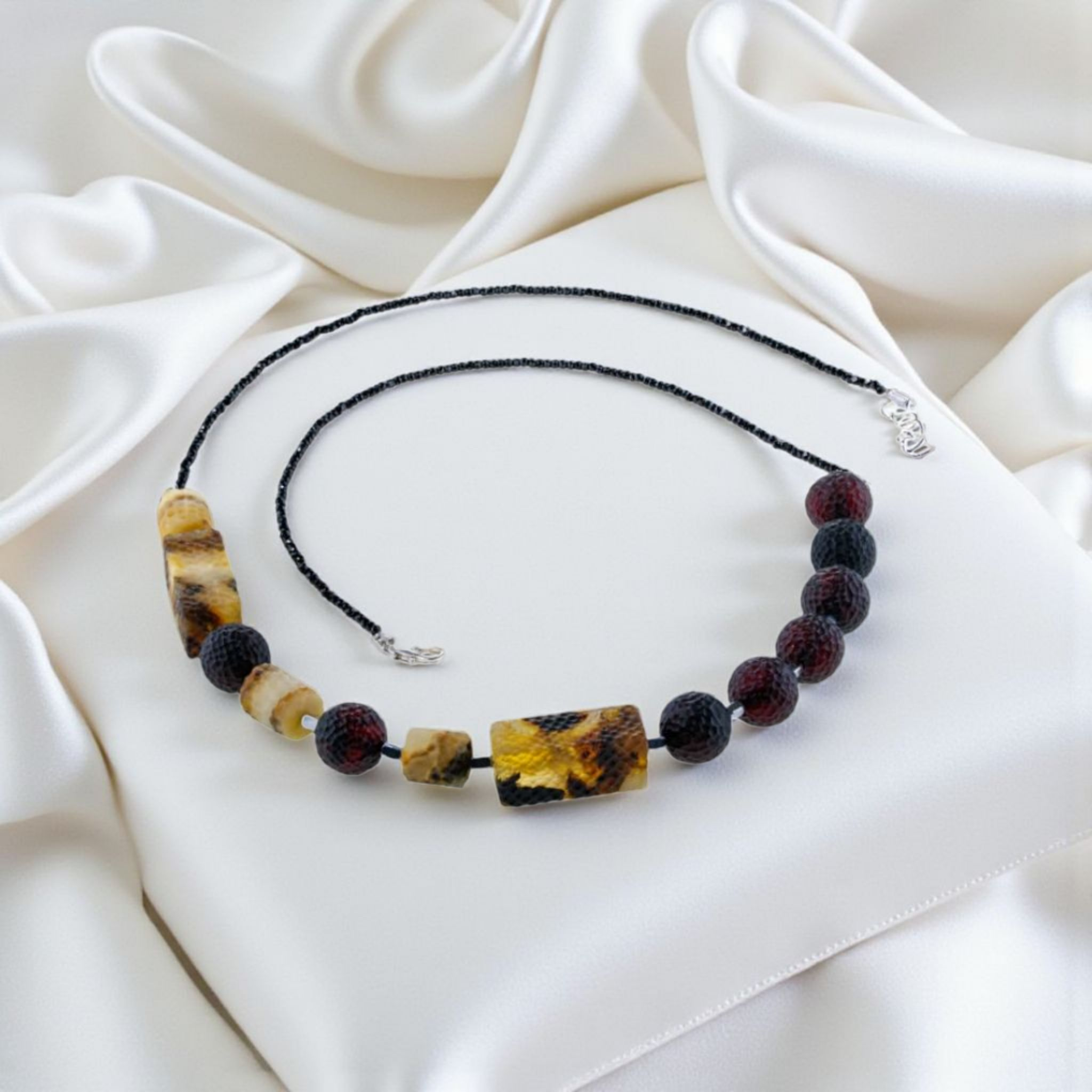 Autumnelle - Necklace