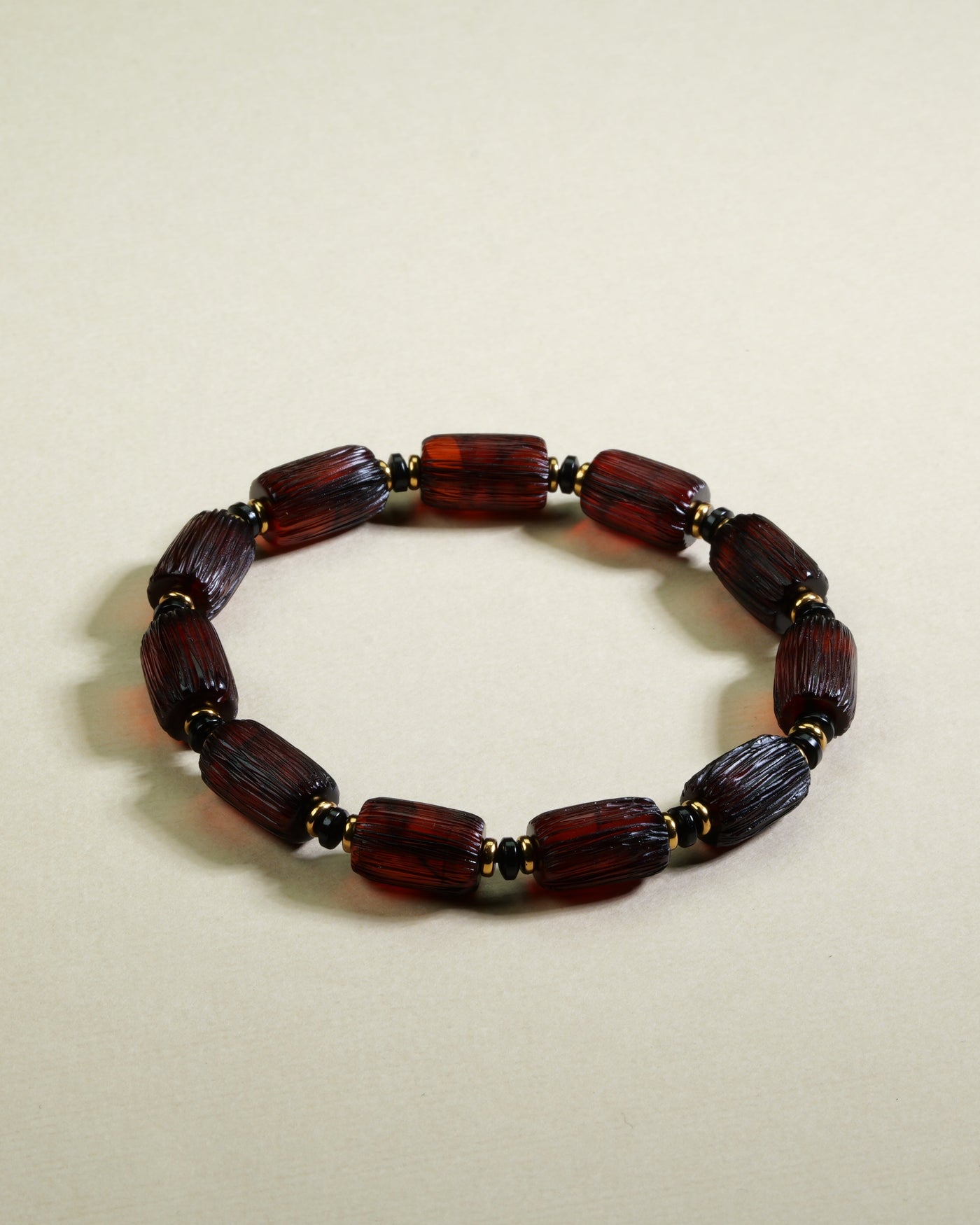 Bracelet Chiara — Baltic amber jewellery handcrafted in Lithuania