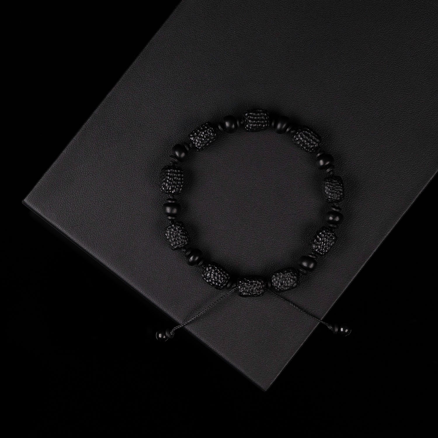 Noctavain Bracelet