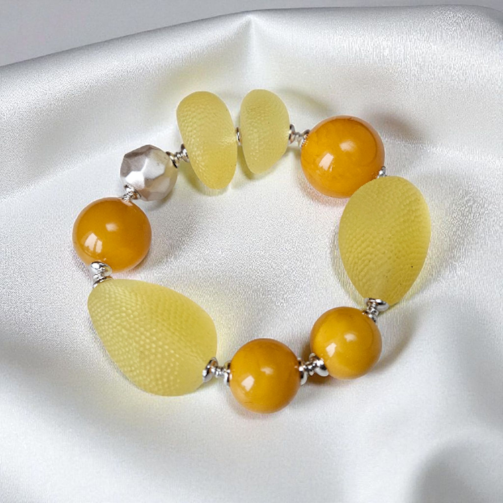 Bracelet - Rowan glow