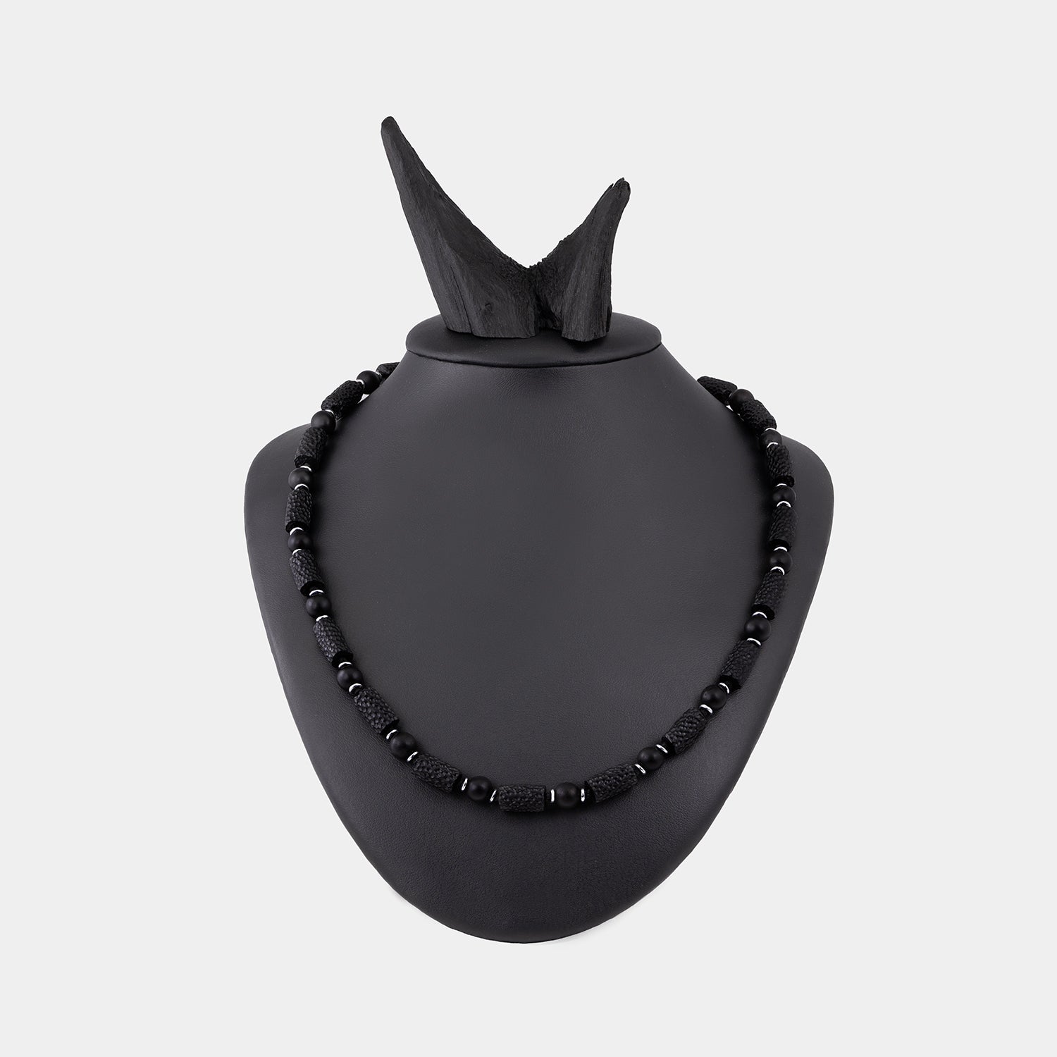 Nobleza Necklace