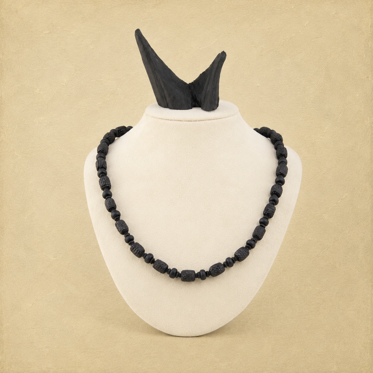 NECKLASE CINTEL — Baltic amber jewellery handcrafted in Lithuania