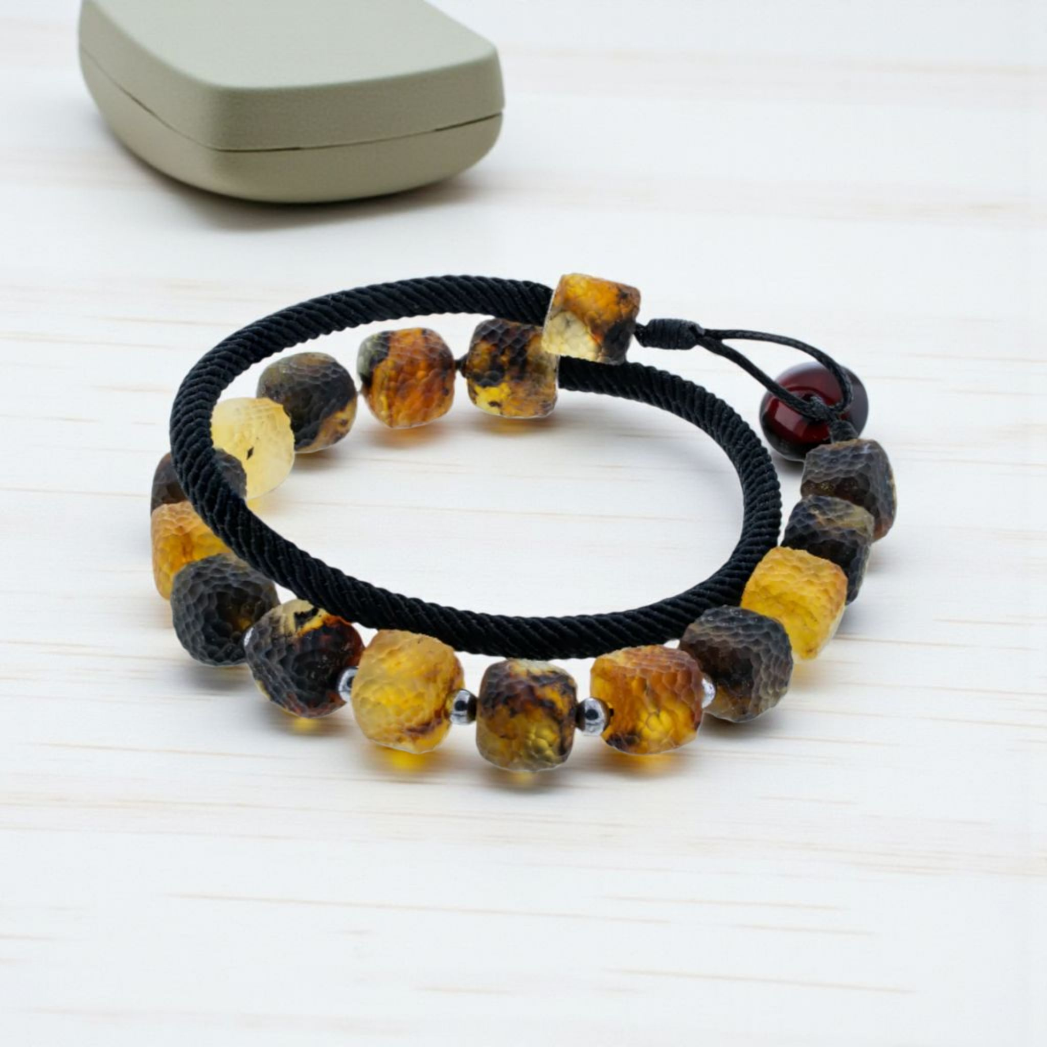 Solvain Bracelet