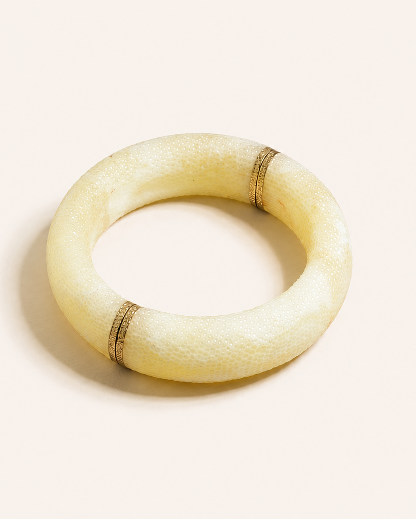 BANGLE EVOIR — Baltic amber jewellery handcrafted in Lithuania